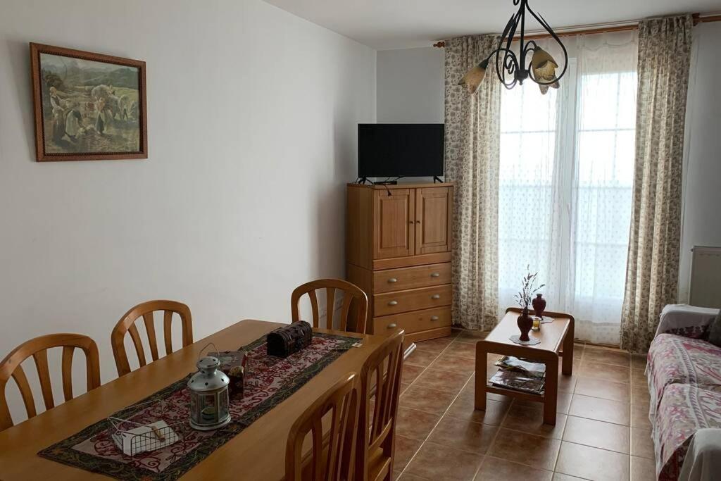 Chalet En El Alto De La Hayuela-Udias Eksteriør billede